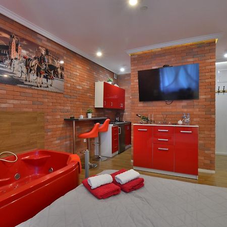 Jacuzzi Apartment Red Kraków Zewnętrze zdjęcie